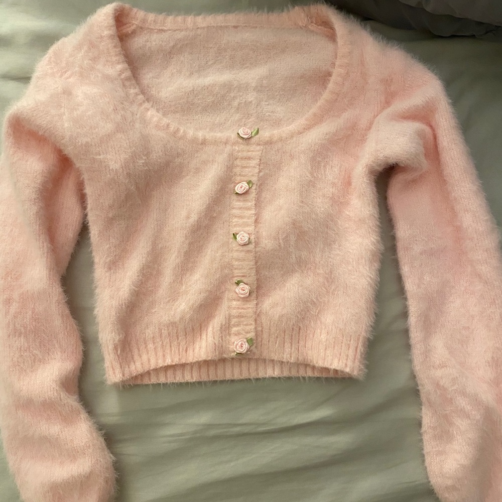 Pink fuzzy sweater - Picture 3 of 3